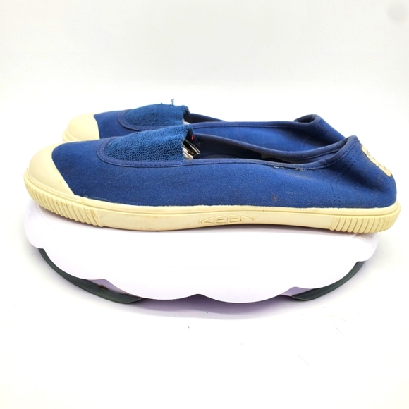 Keen Shoe Women's 10 Maderas Sneakers Slip On Cap Toe - Picture 1 of 8